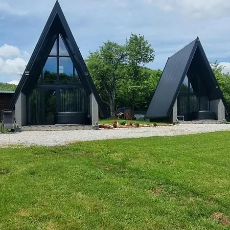 Oaza Mira, Brutusi Near Bjelasnica Trnovo